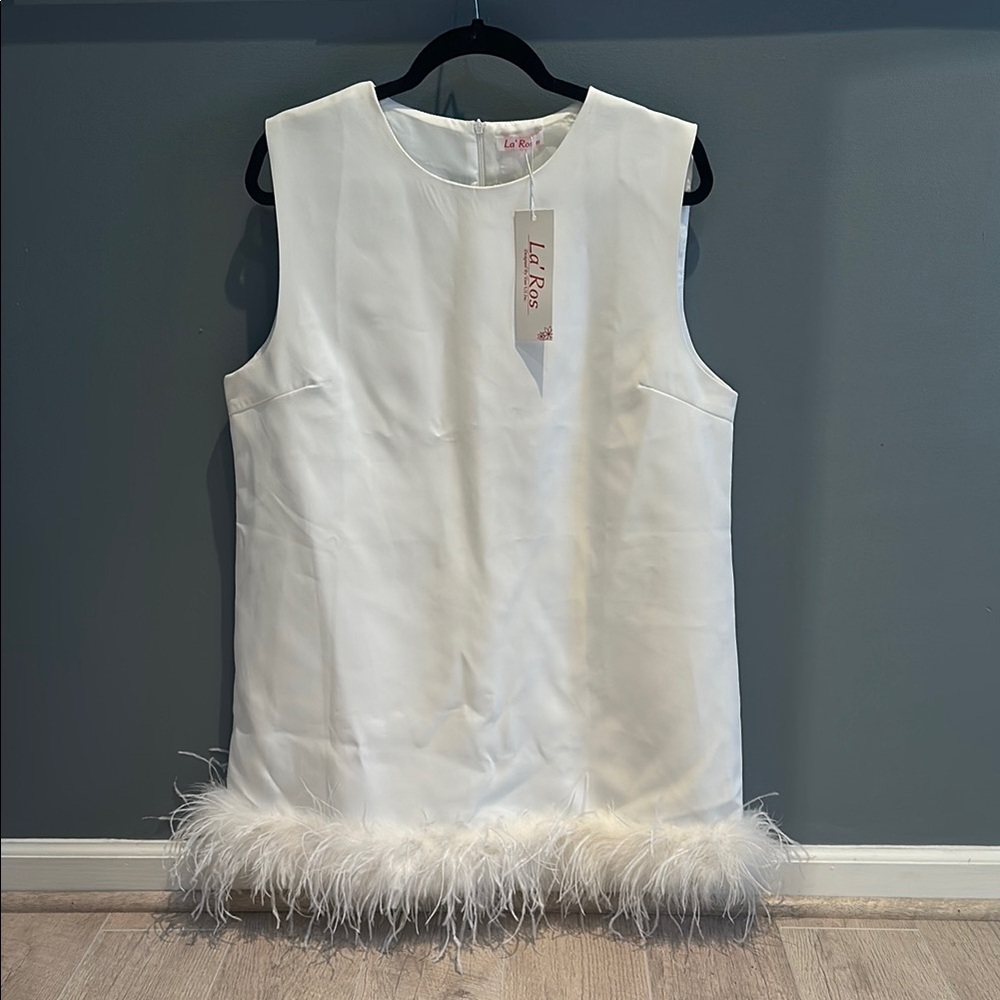 White Sleeveless Sheath Mini Dress